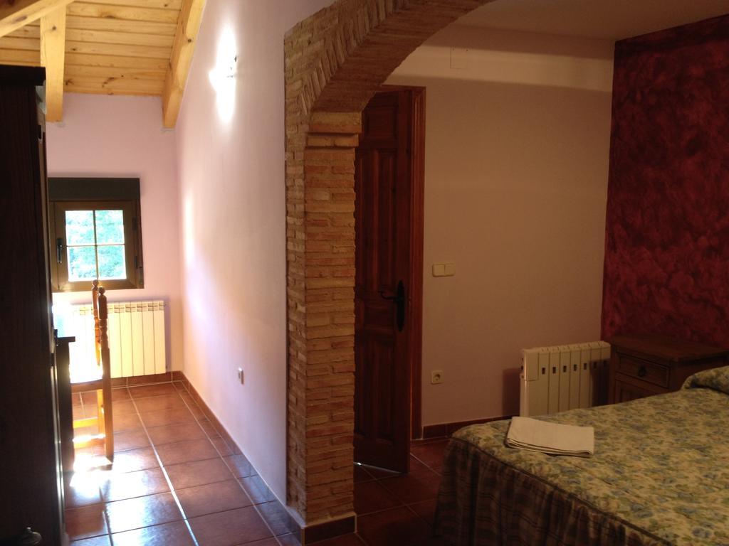 Hospedaje Rural Casa Parri Poveda de la Sierra Δωμάτιο φωτογραφία